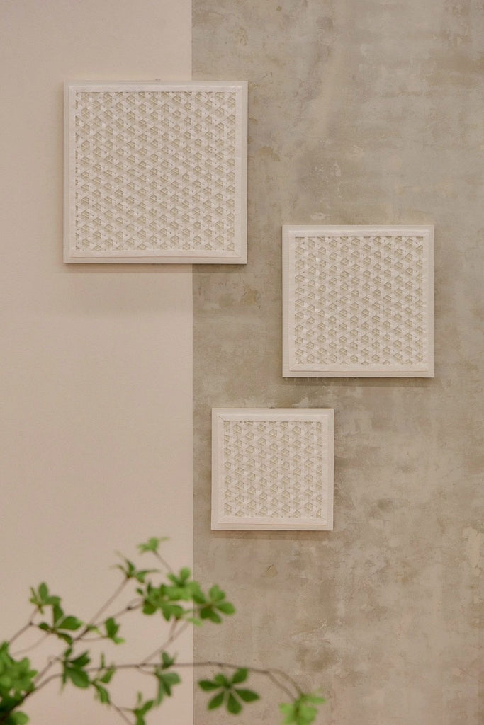 白鳳にエンボスや組み加工を施したテーブルコーディネート