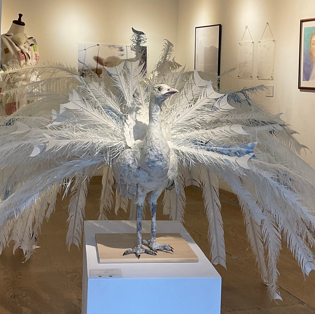 雲流ロールを使った「新聞紙アート」