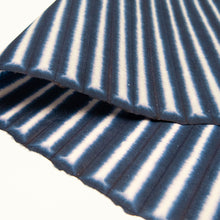 画像をギャラリービューアに読み込む, 縞染め紙 Z-3
