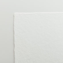 画像をギャラリービューアに読み込む, IJ-3321　びざん 純白 (中厚口) 手漉き紙 A1サイズ
