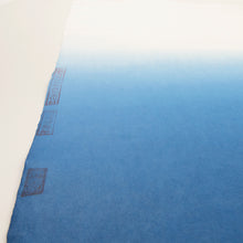 画像をギャラリービューアに読み込む, 藍染め和紙 グラデーション 平版 横 ＊在庫切れの場合1〜2週間程で納品
