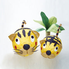 画像をギャラリービューアに読み込む, 和紙手作りキット トラのはりこ
