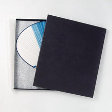 画像をギャラリービューアに読み込む, 藍染め うちわ 段染め 縦
