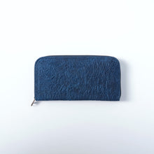 画像をギャラリービューアに読み込む, 藍染長財布（205×105mm）
