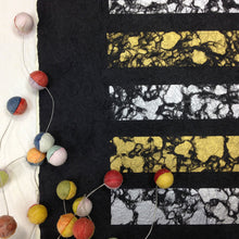 画像をギャラリービューアに読み込む, 金銀漉き込み紙 縞 ＊在庫限り（20%OFF）
