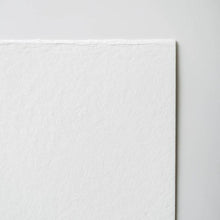 画像をギャラリービューアに読み込む, IJ-3331　びざん 純白 (厚口) 手漉き紙 A1サイズ
